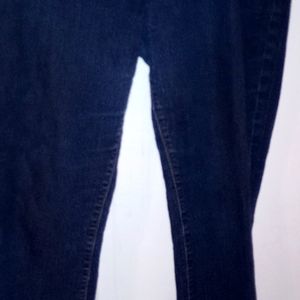 Women's Old Navy Rockstar jeans size 16 stretchy